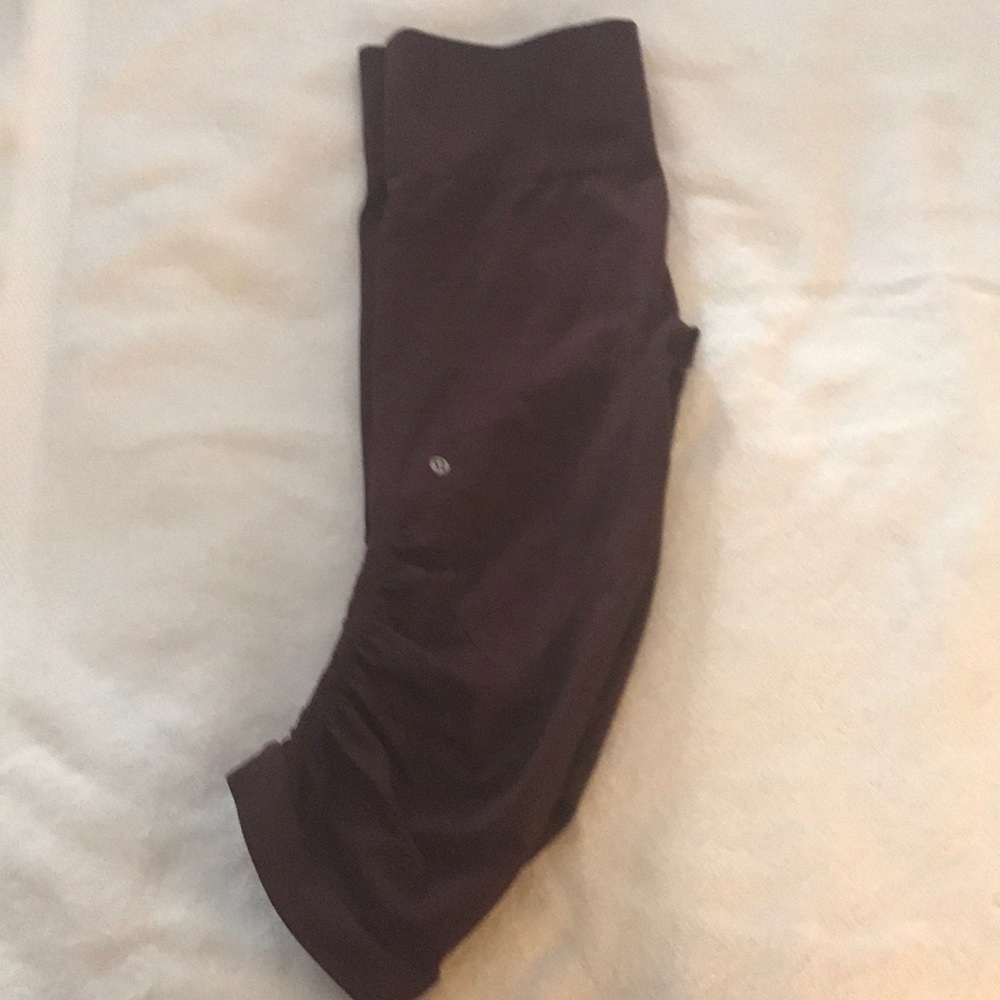 Lulu Lemon Cropped workout pants